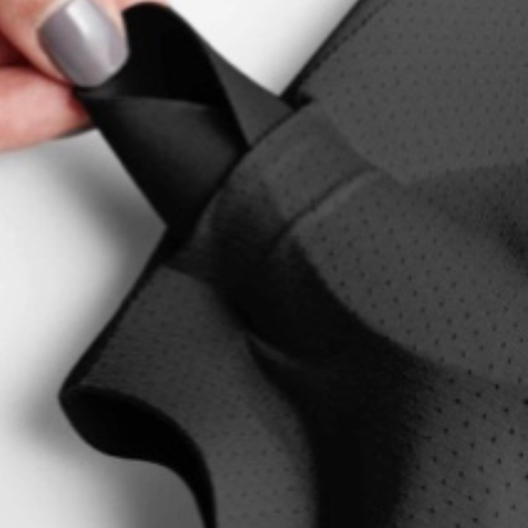 Knix Evolution Tank # 2021-474 - Picture 9 of 9